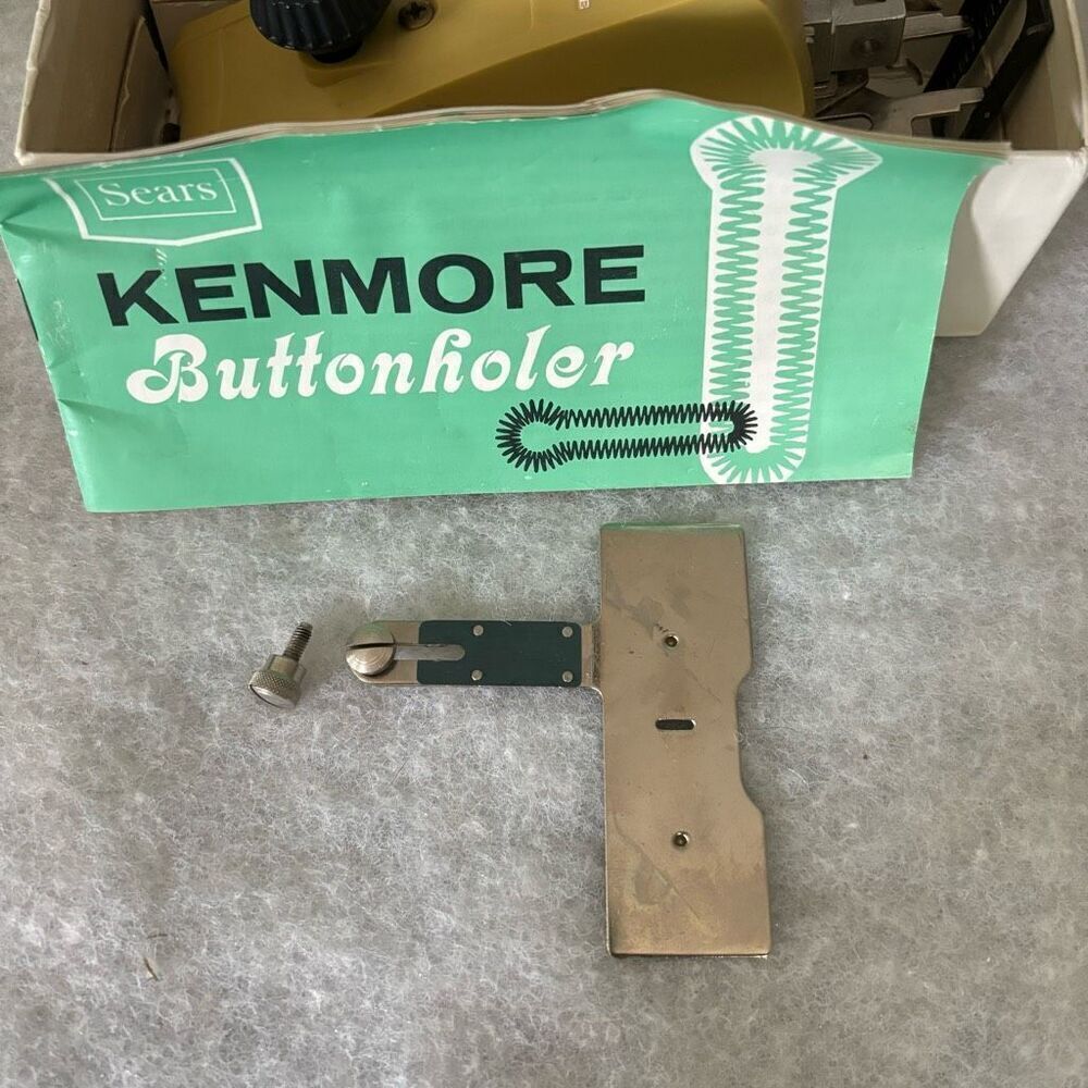 Sears Vintage Buttonhole Attachment Sewing Machine - Picture 3 of 6